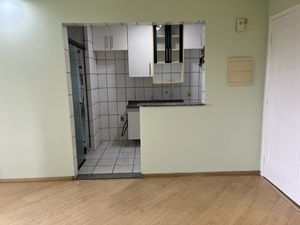 Image 7 - 922604