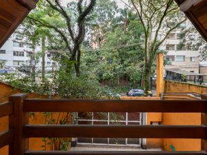 Image 0 - 922612