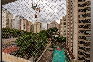 Image 15 - 922618