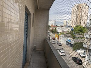 Image 22 - 922621