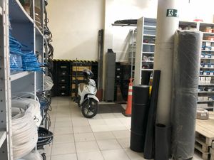 Image 8 - 922621