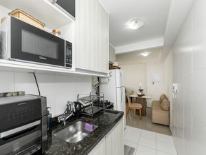 Image 19 - 922626