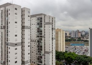 Image 9 - 922628