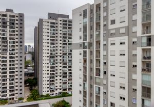 Image 10 - 922628
