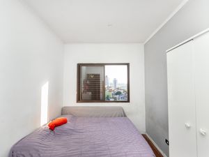 Image 19 - 922631