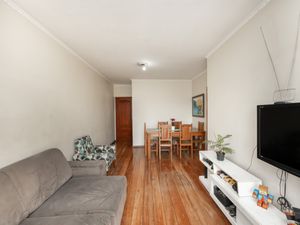 Image 5 - 922631