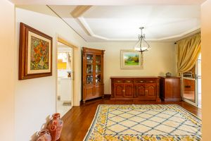Image 13 - 922635