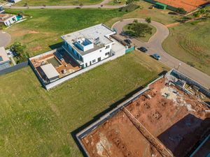 Image 9 - 922638