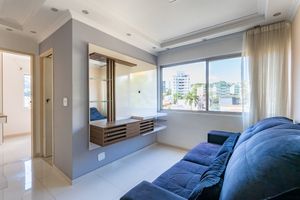 Image 6 - 922642