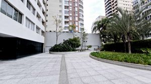 Image 32 - 922643