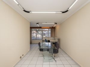 Image 3 - 922660