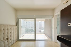 Image 30 - 922666