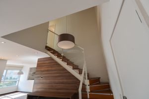 Image 28 - 922666
