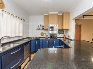 Image 42 - 922669