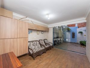 Image 29 - 922669