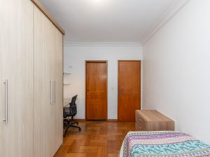 Image 19 - 922669