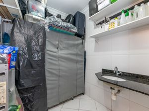 Image 32 - 922669