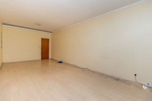 Image 3 - 922676