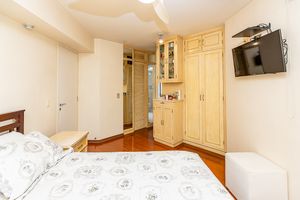Image 19 - 922678