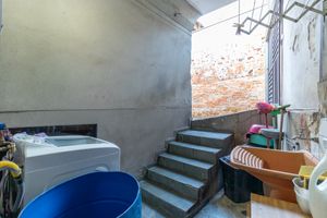 Image 39 - 922680