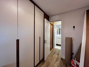 Image 39 - 922689