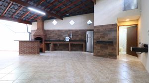 Image 32 - 922692
