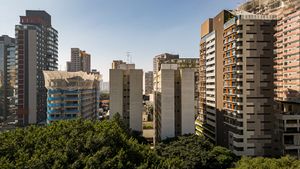 Image 41 - 922694