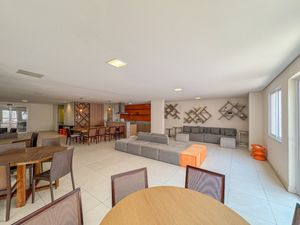 Image 32 - 922697