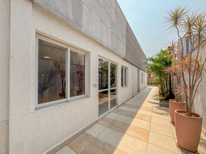 Image 30 - 922697
