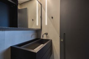 Image 31 - 922715