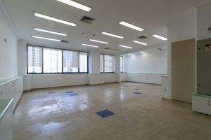 Image 11 - 922719