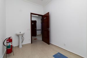Image 33 - 922719