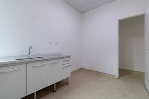 Image 20 - 922719
