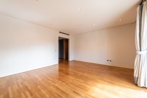 Image 34 - 922720