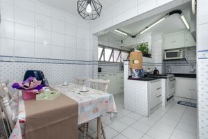 Image 7 - 922726