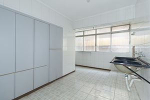 Image 31 - 922730
