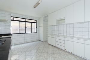 Image 30 - 922730