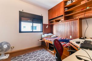 Image 30 - 922731