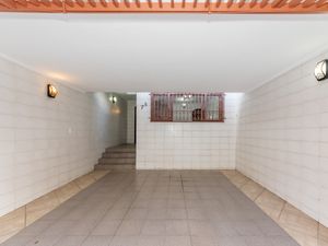 Image 29 - 922734