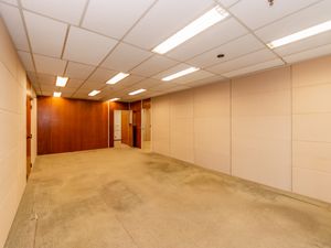 Image 20 - 922739