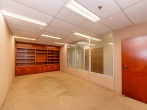 Image 30 - 922739