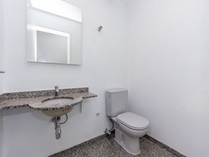 Image 35 - 922739