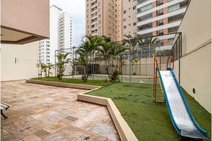 Image 32 - 922745