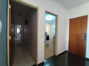 Image 23 - 922755