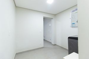 Image 35 - 922756