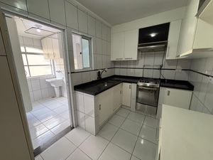 Image 18 - 922757