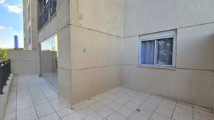 Image 14 - 922763