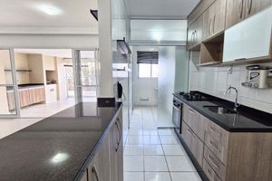 Image 4 - 922763