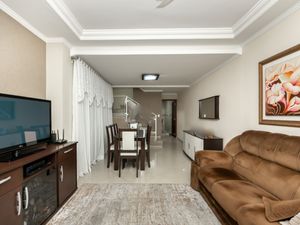 Image 31 - 922775