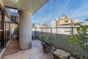 Image 38 - 922776